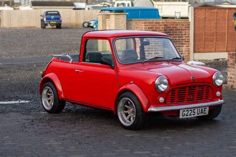 1989 Mini Market .